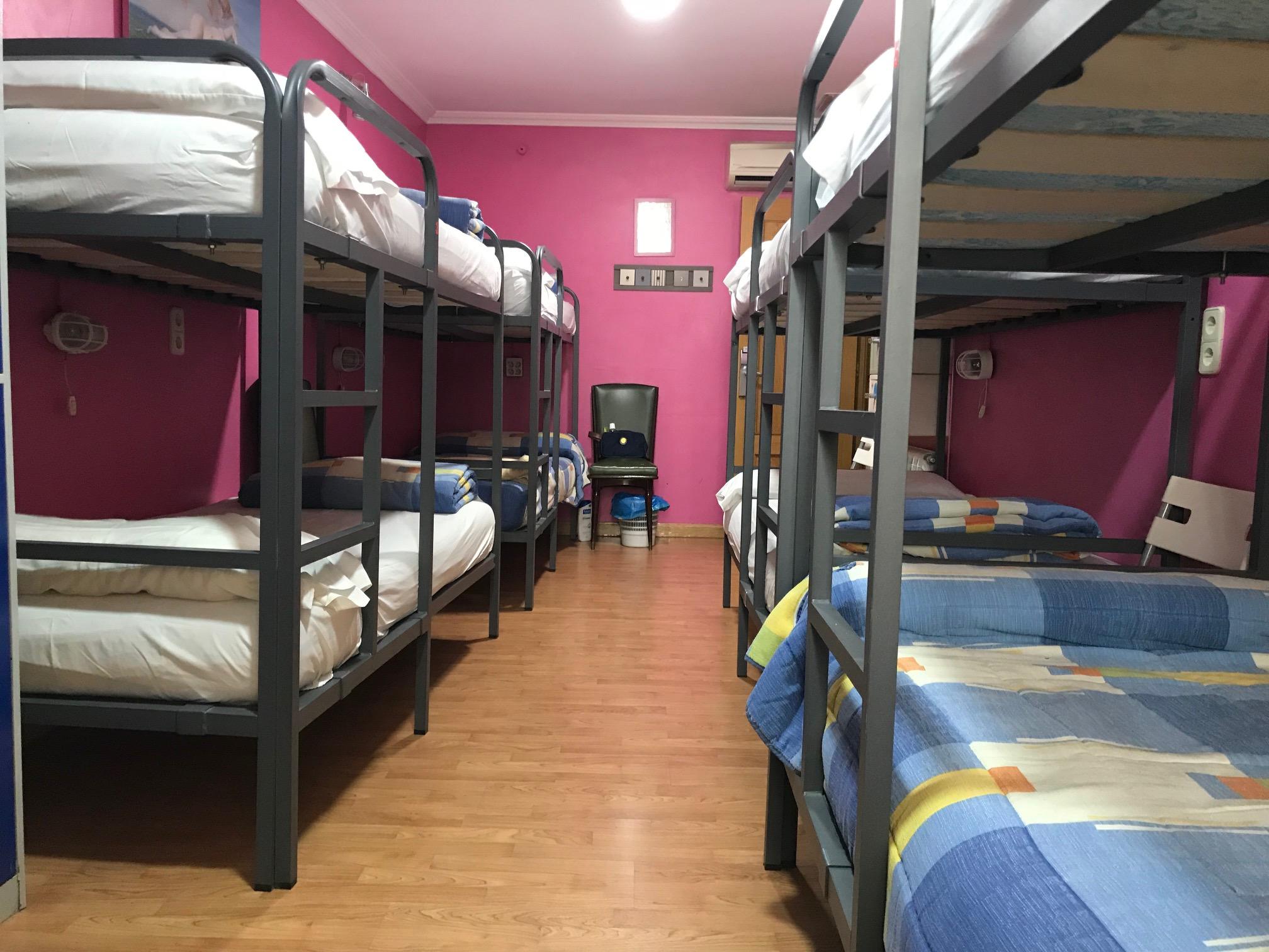 Hostel Rc Miguel Angel Madryt Zewnętrze zdjęcie
