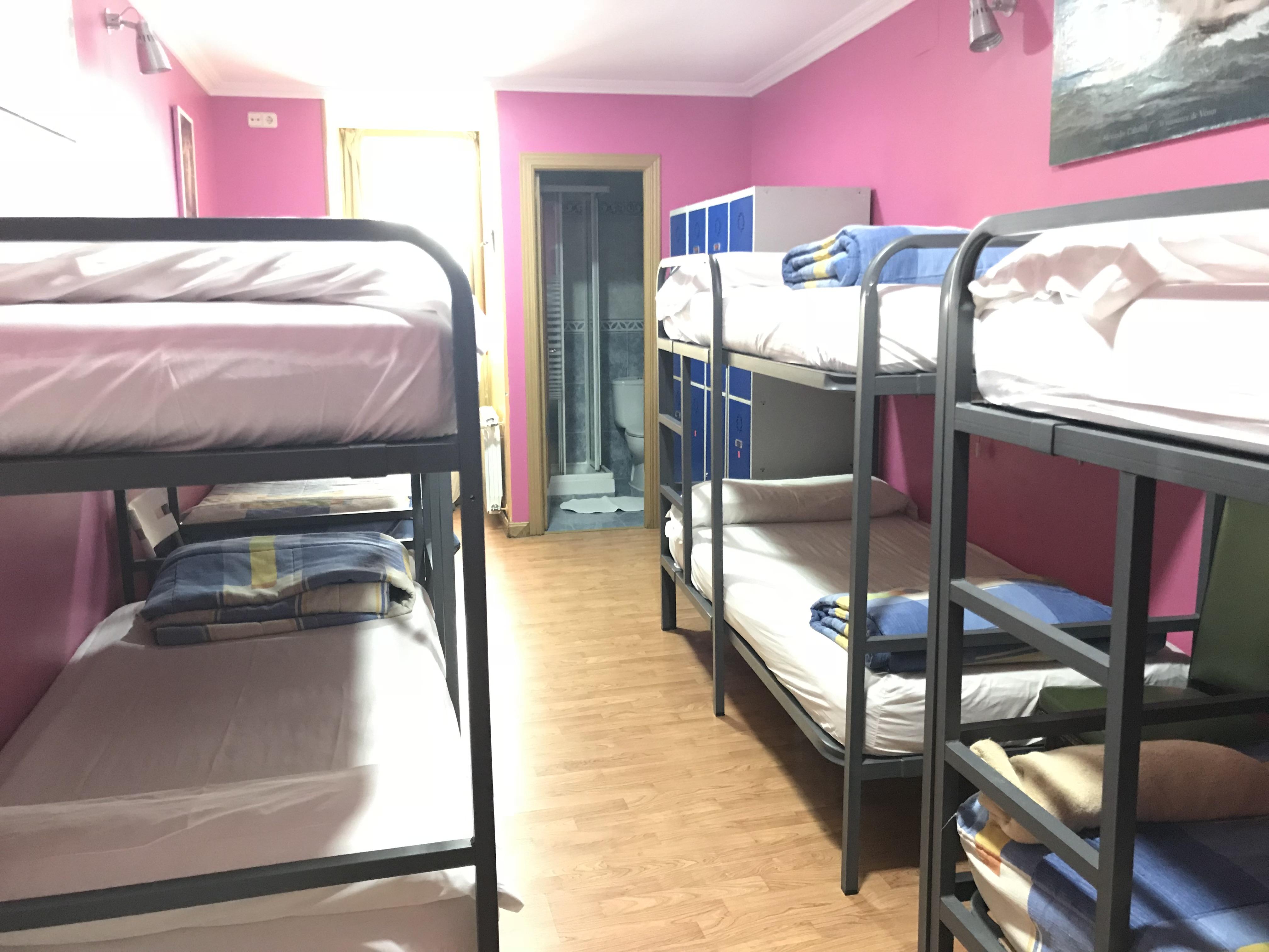 Hostel Rc Miguel Angel Madryt Zewnętrze zdjęcie Hostel in Madrid, Spain