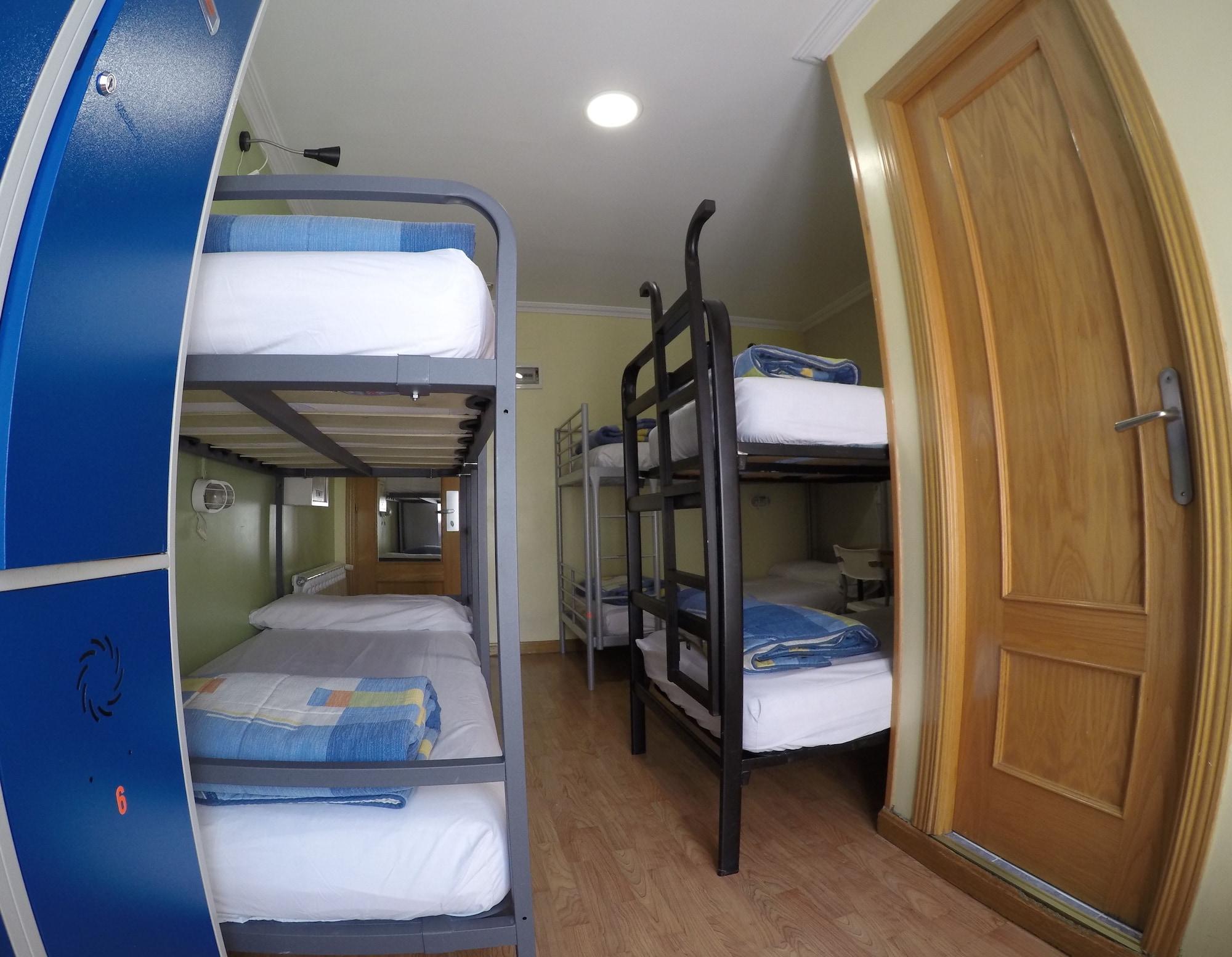 Hostel Rc Miguel Angel Madryt Zewnętrze zdjęcie