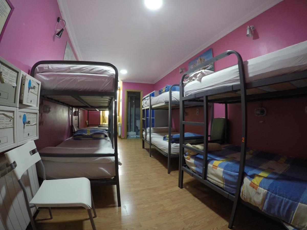 Hostel Rc Miguel Angel Madryt Zewnętrze zdjęcie Hostel in Madrid, Spain